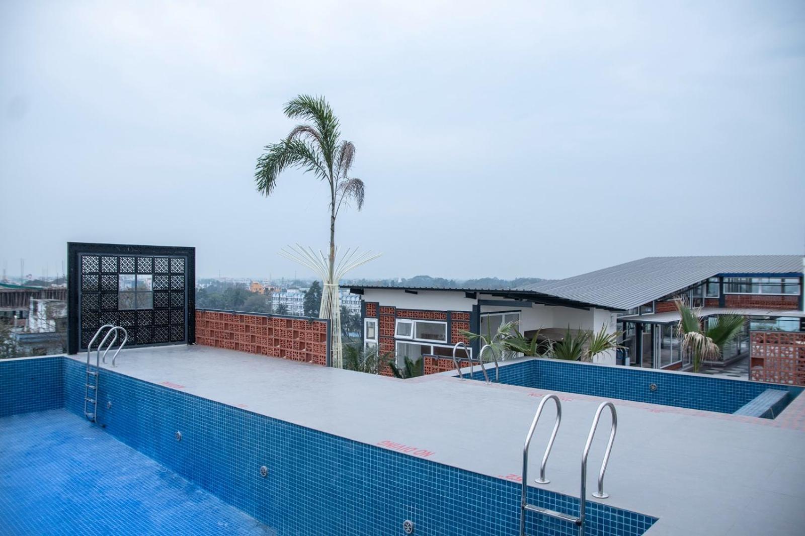 Hotel Lake View Baharampur Екстериор снимка