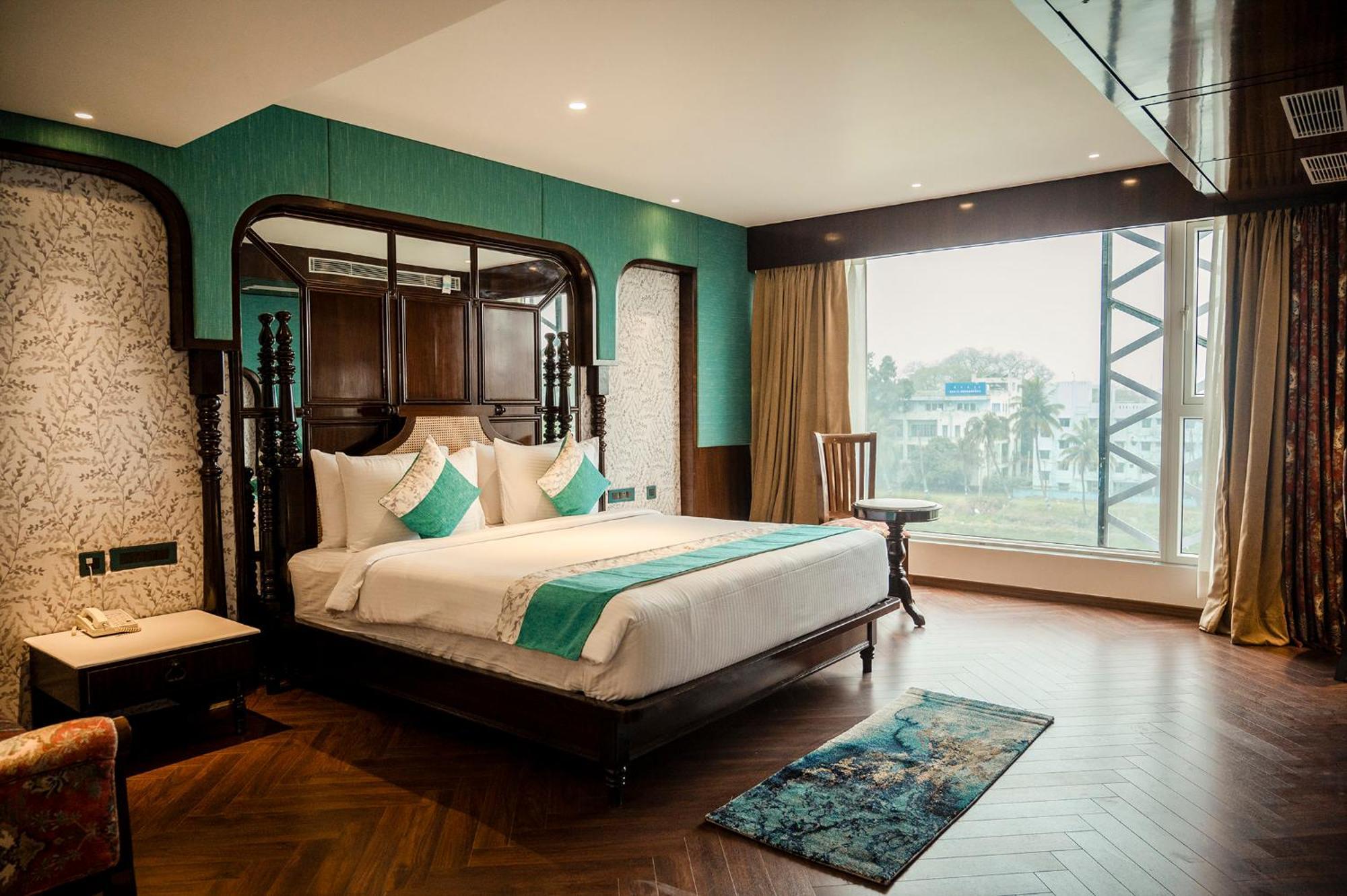 Hotel Lake View Baharampur Екстериор снимка