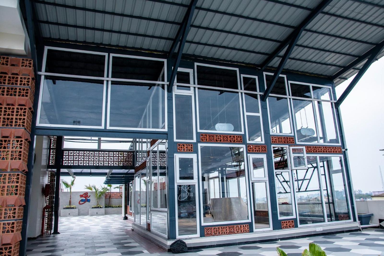 Hotel Lake View Baharampur Екстериор снимка