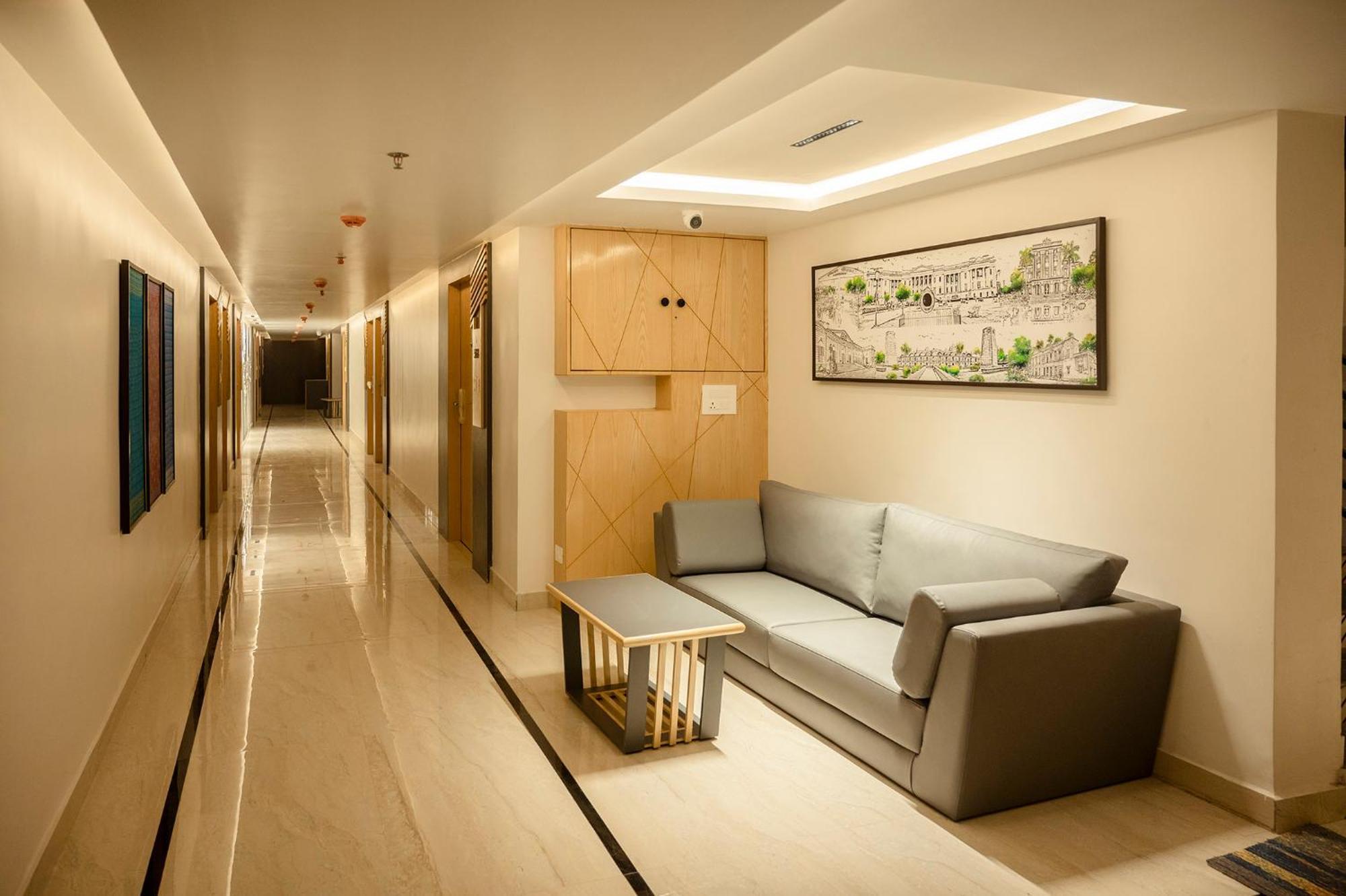 Hotel Lake View Baharampur Екстериор снимка