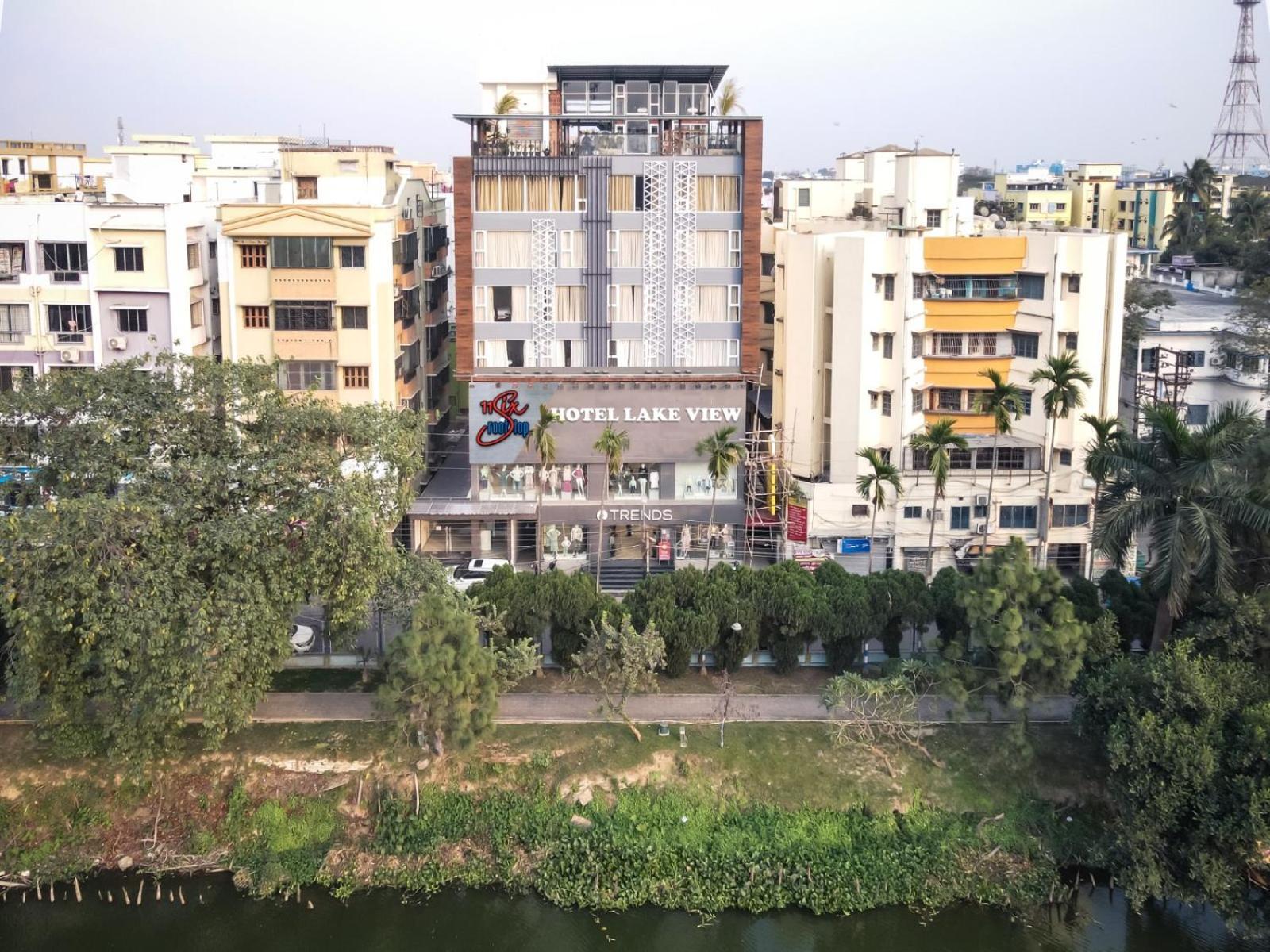 Hotel Lake View Baharampur Екстериор снимка